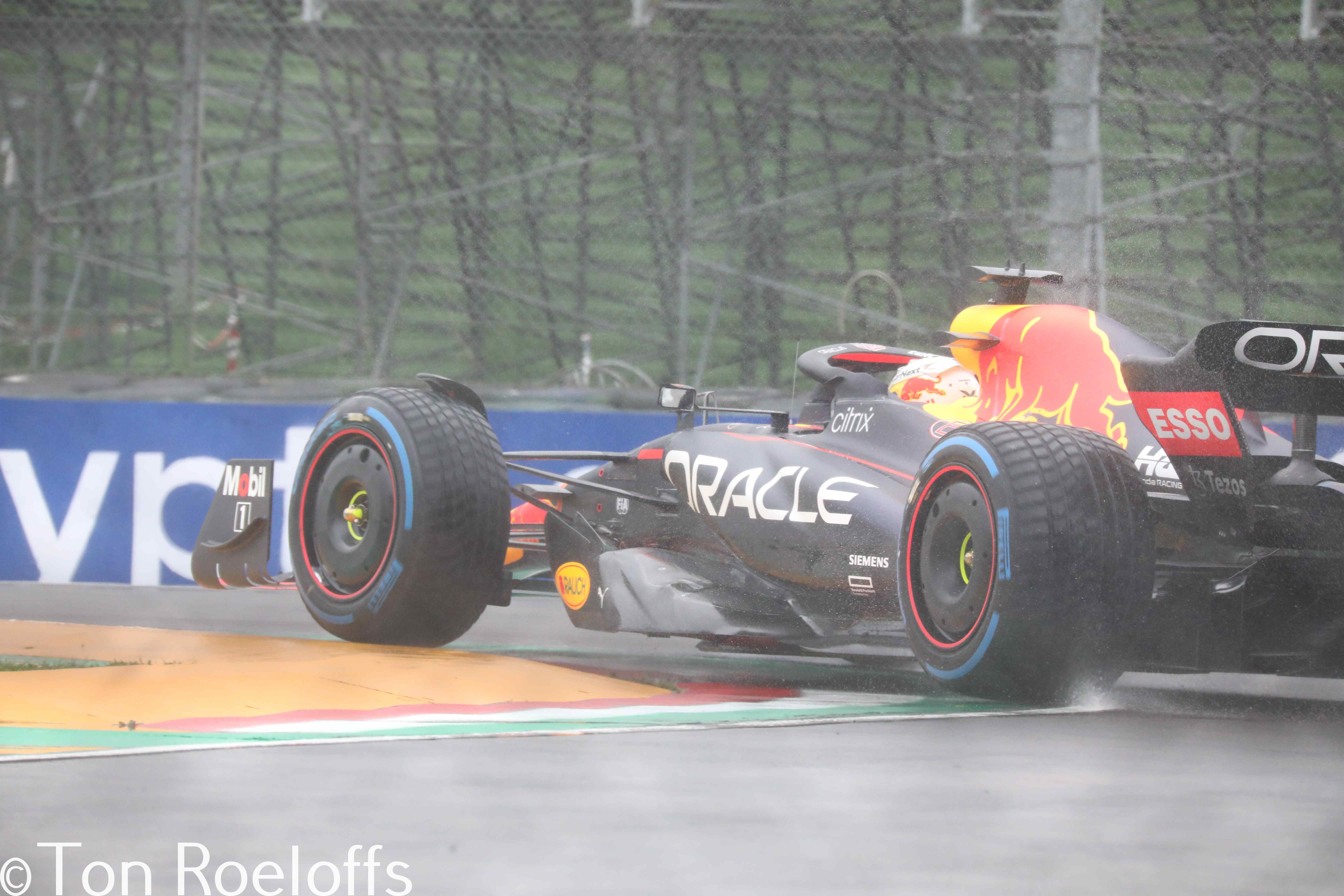 Vettel verremt zich